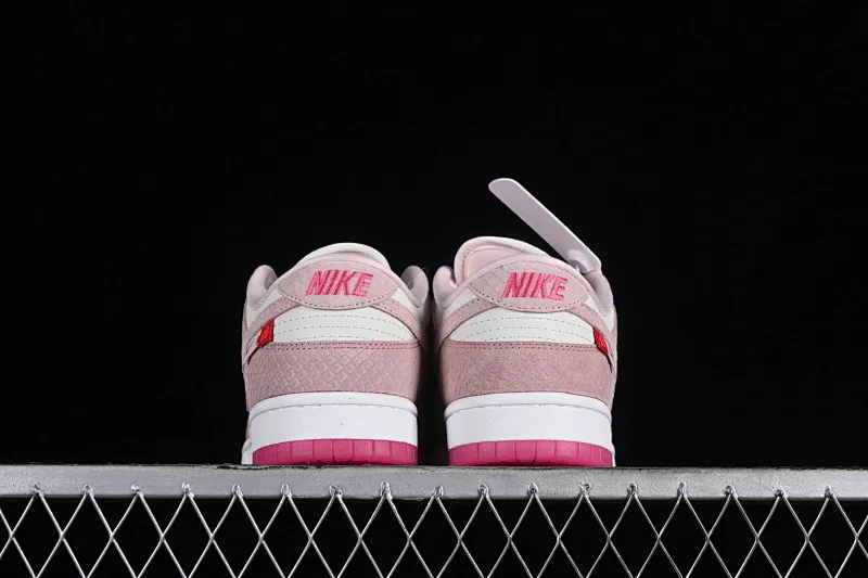 All categories Nk SB Dunk series Nk SB Dunk Low low-top sneakers F version Nk Dunk Low 2024 Year of the Dragon customized model SB low-top casual sneakers FZ5065-118